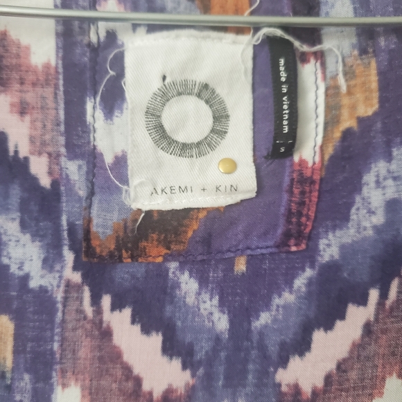 Anthropologie Split Neck Ikat Print Top - Picture 4 of 5